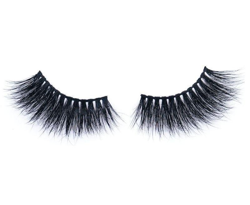 5D Lashes: Bold, Intense, and Luxurious