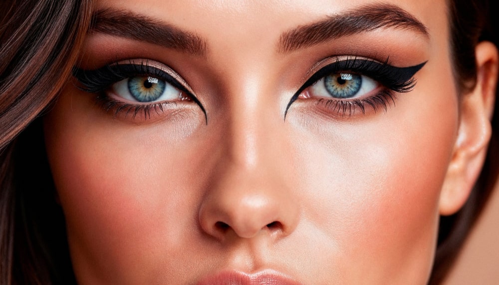 Soft strip mink lashes for beginners